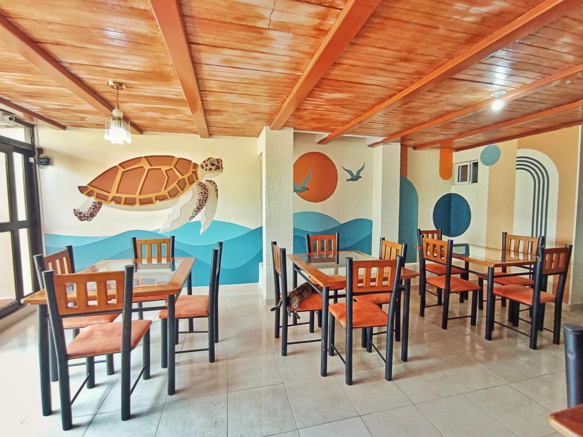 Hotel Brisas Marinas